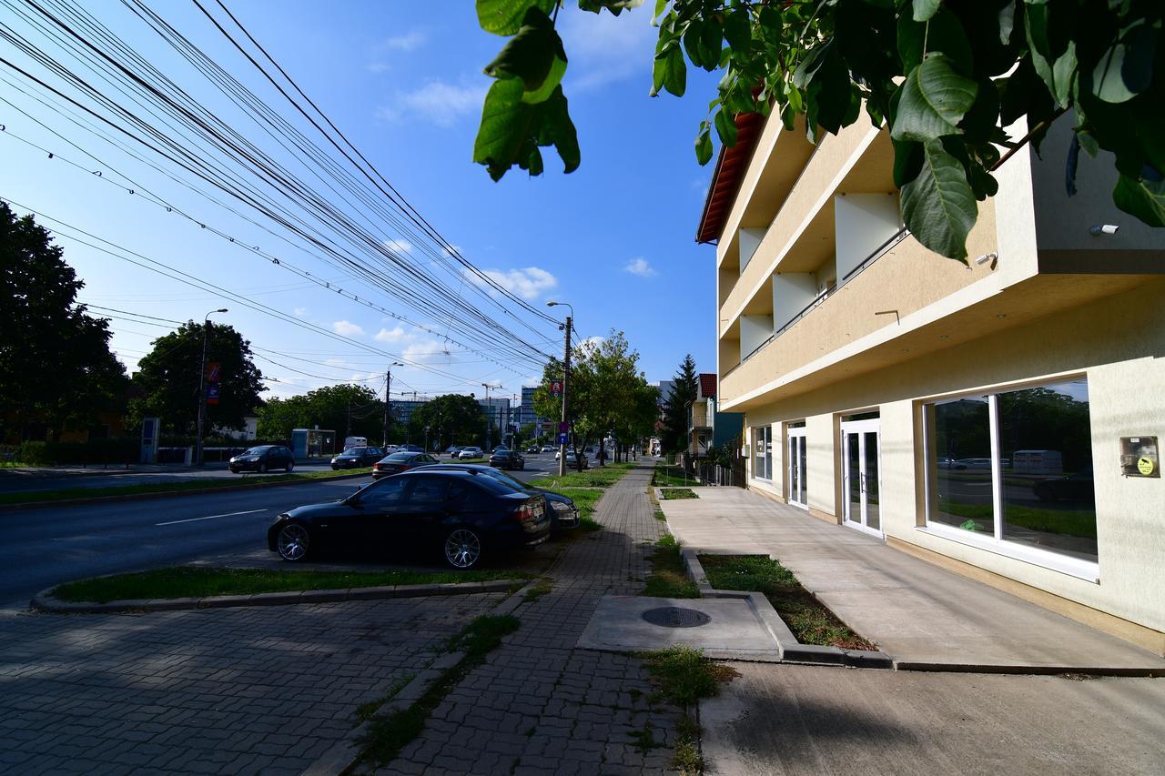 City Premium Apartments Timisoara Esterno foto